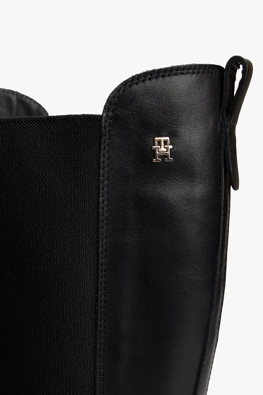 Tommy Hilfiger TH Deri Tırtıklı Tabanlı Uzun Kadın Siyah Bot FW0FW08985BDS