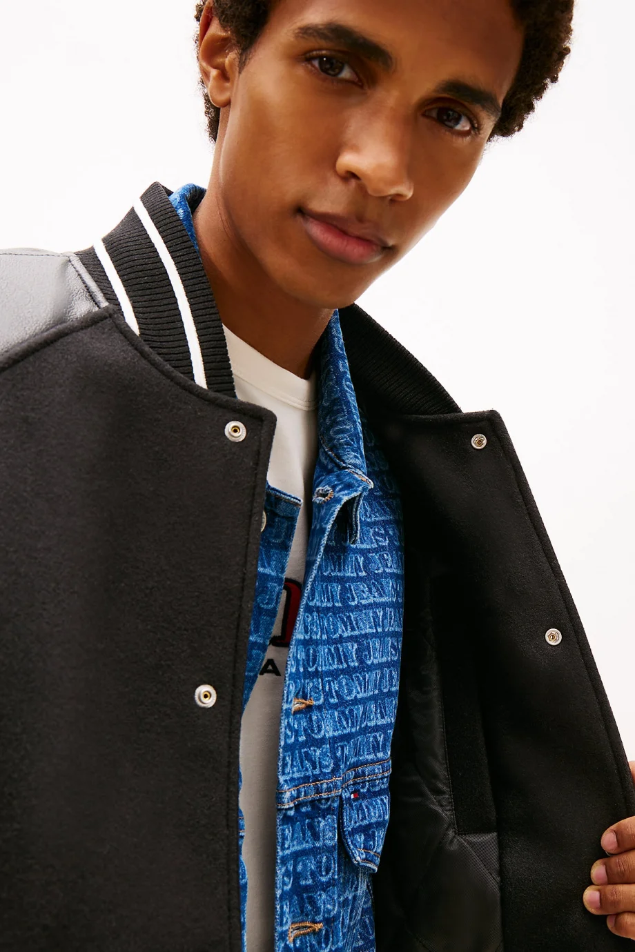 Tommy Hilfiger TJM Flag Kolej Stili Erkek Siyah Ceket DM0DM22439BDS