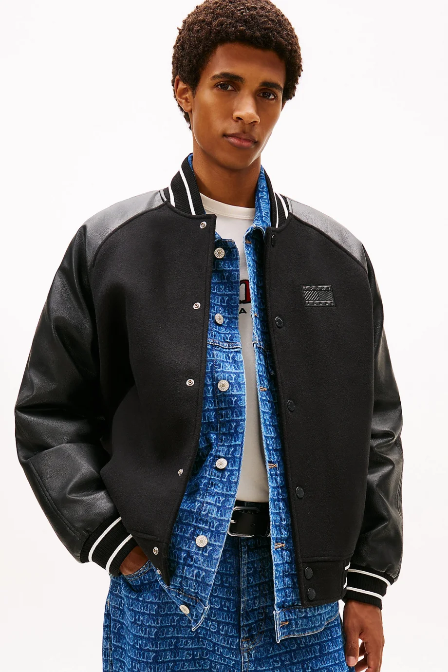 Tommy Hilfiger TJM Flag Kolej Stili Erkek Siyah Ceket DM0DM22439BDS