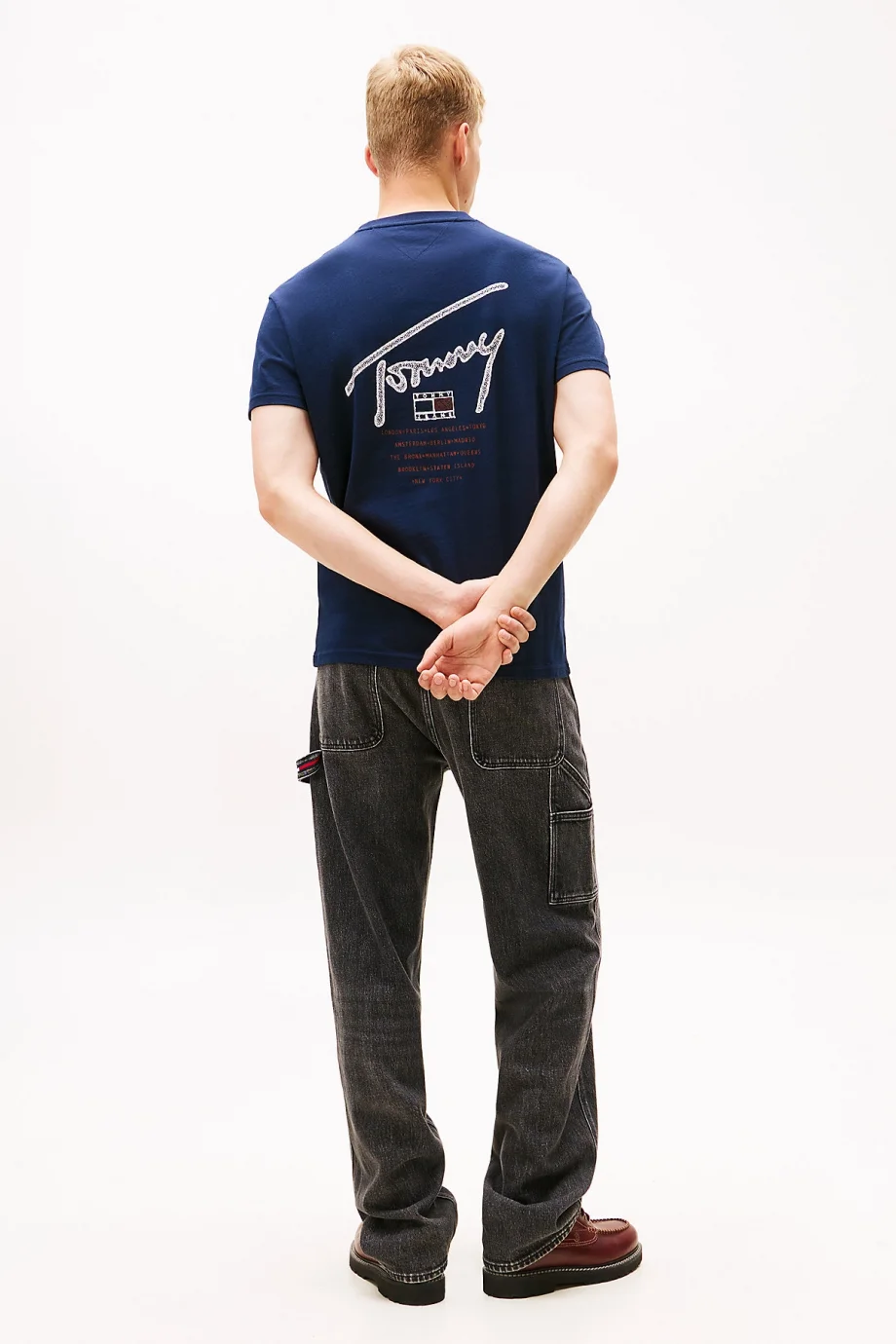 Tommy Hilfiger TJM Normal Kesim İmzalı Sırt Baskılı Erkek Mavi T-shirt DM0DM22320C1G