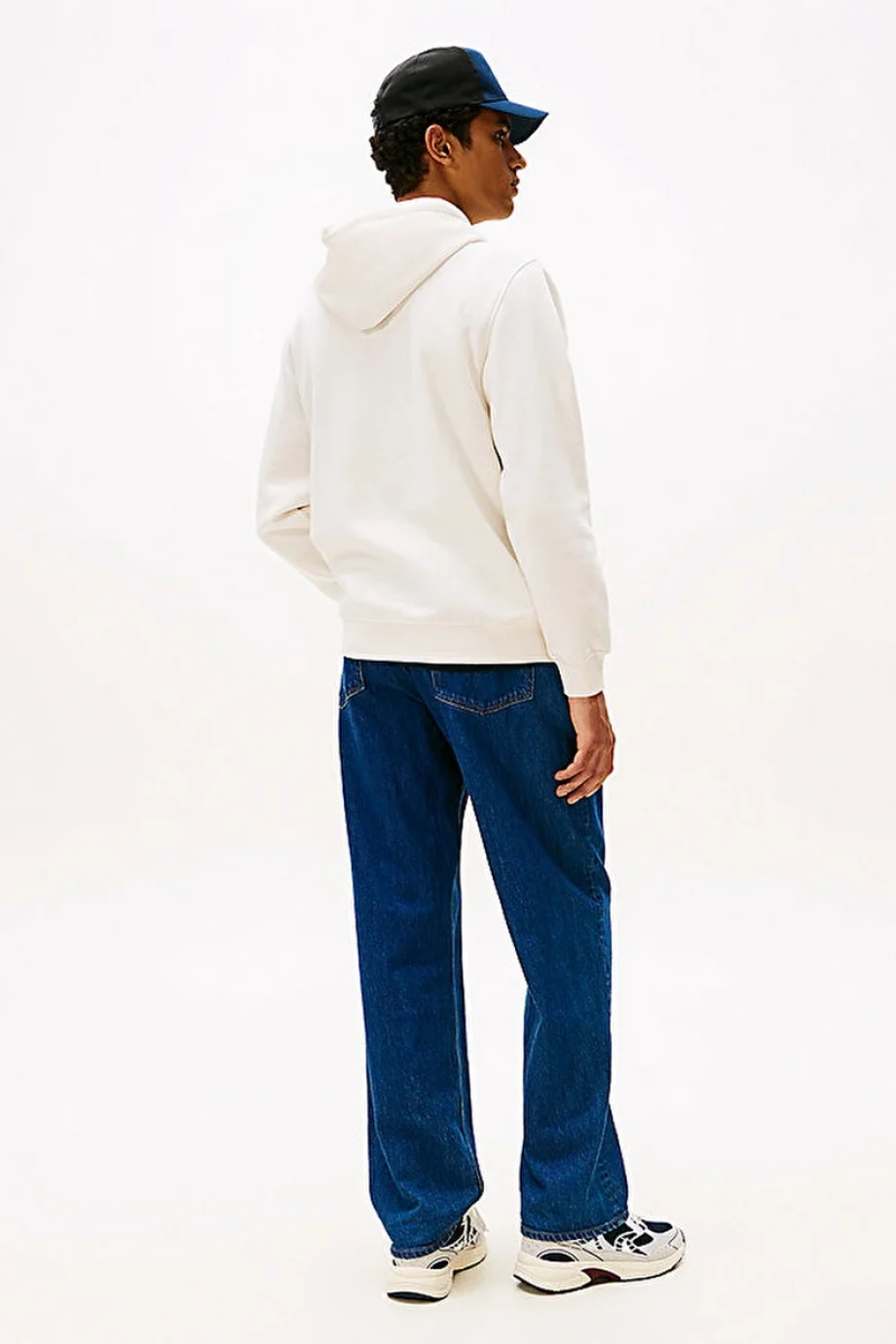 Tommy Hilfiger TJM Normal Kesim Klasik Bayrak Desenli Erkek Sweatshirt  DM0DM20738YBH