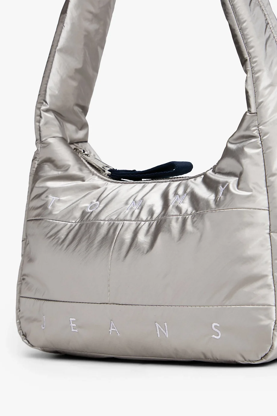 Tommy Hilfiger TJW Arşiv Gümüş Rengi Omuz Kadın Gri Omuz Çantası AW0AW180660IP