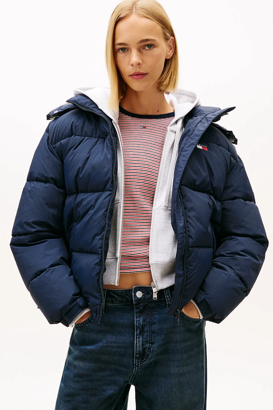 Tommy Hilfiger TJW Büyük Beden Kapüşonlu Bayraklı Şişme Kadın Mavi Mont DW0DW22041C1G
