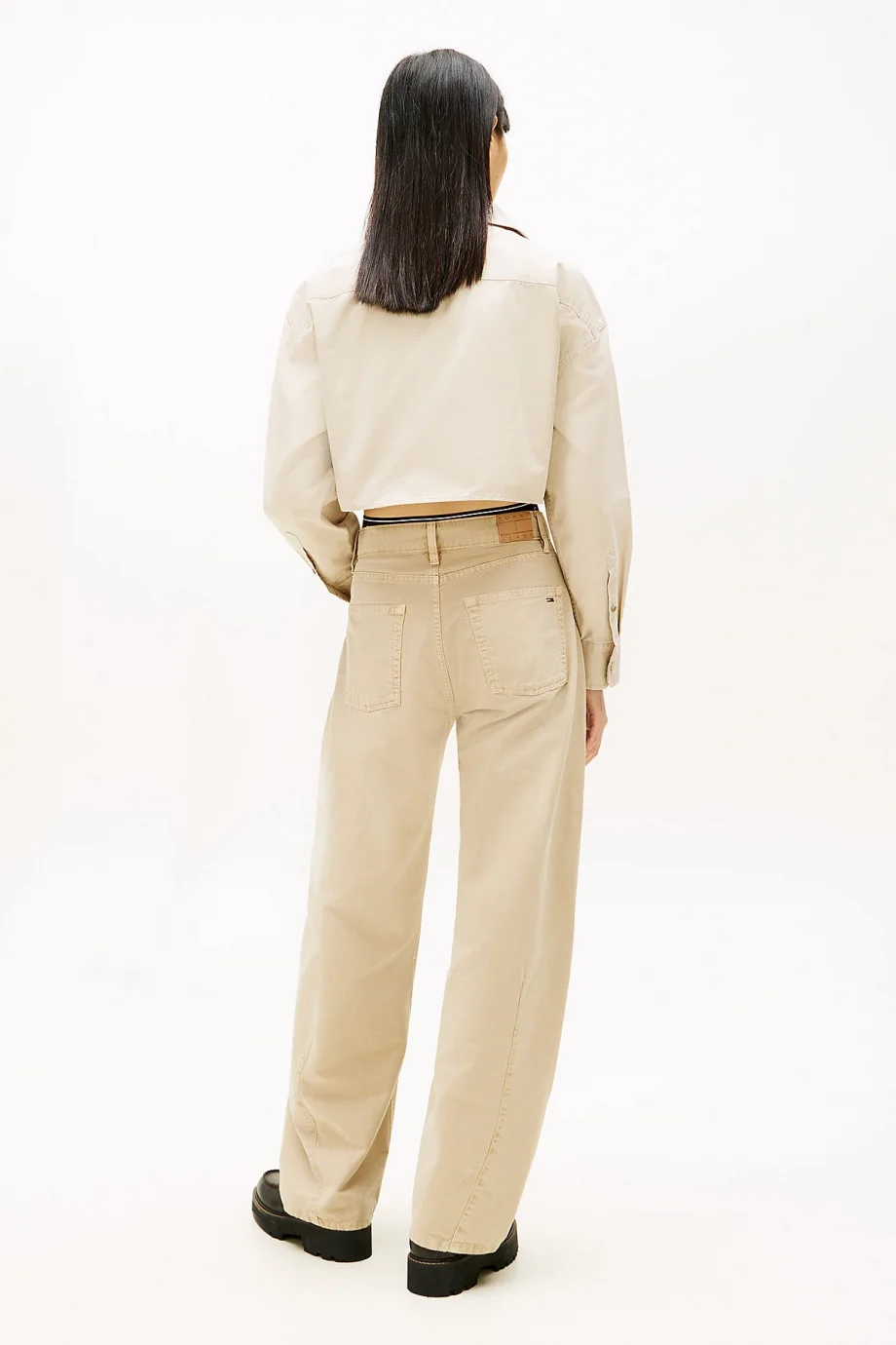 Tommy Hilfiger TJW Kısa Utility Kadın Bej Gömlek DW0DW22514ABY