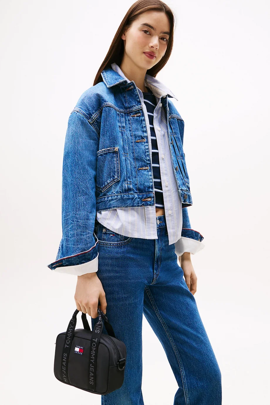 Tommy Hilfiger TJW Klasik Günlük Çapraz Askılı Kadın Siyah Çanta AW0AW17889BDS