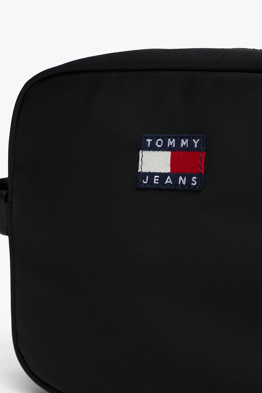 Tommy Hilfiger TJW Klasik Günlük Kamera Kadın Siyah Çapraz Çanta AW0AW18070BDS