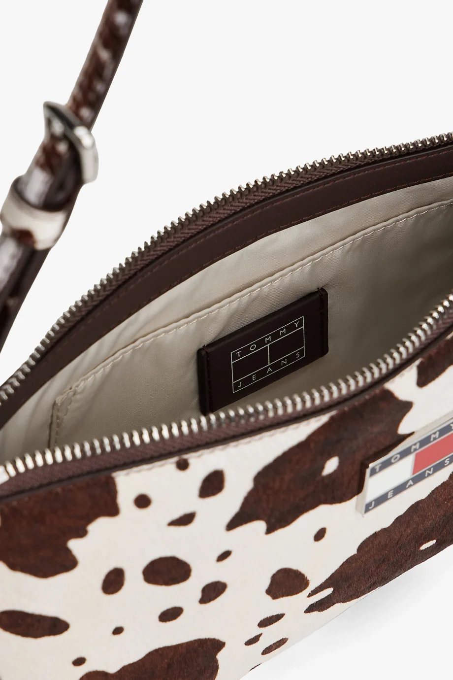 Tommy Hilfiger TJW Must İnek Desenli Omuz Kadın Beyaz Omuz Çantası AW0AW180610K6