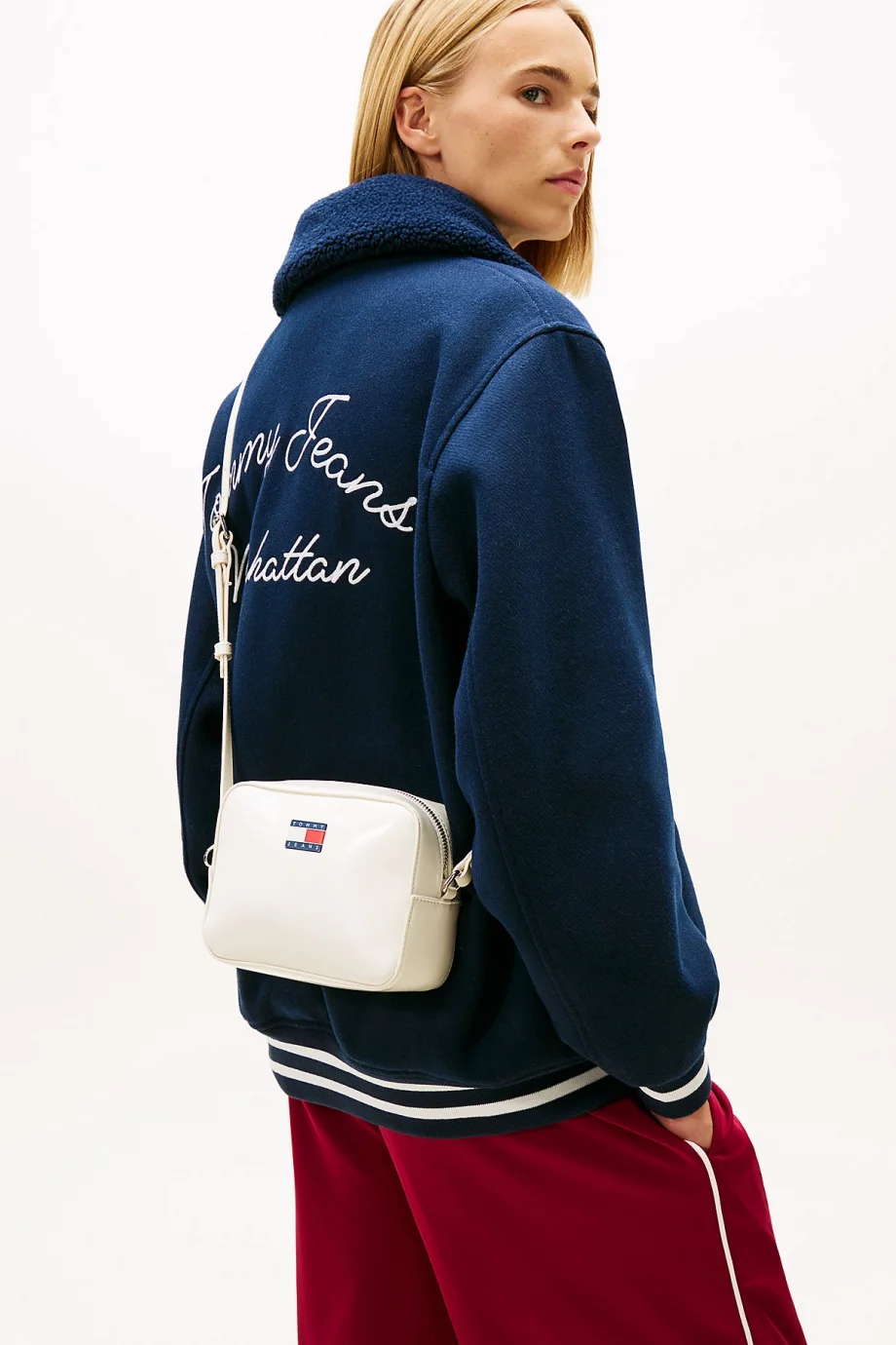 Tommy Hilfiger TJW Must Kamera Kadın Beyaz Çapraz Çanta AW0AW17864YBI