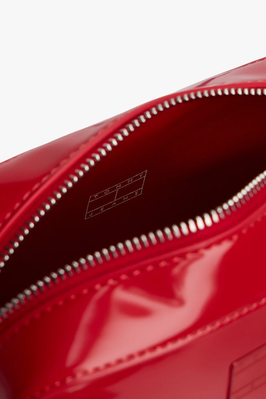 Tommy Hilfiger TJW Must Kamera Kadın Kırmızı Çapraz Çanta AW0AW17864XLE