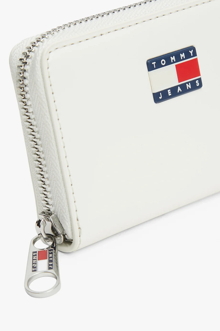 Tommy Hilfiger TJW Must Küçük Fermuarlı Kadın Beyaz Cüzdan AW0AW18089YBI