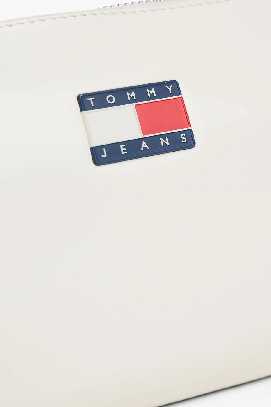 Tommy Hilfiger TJW Must Omuz Kadın Beyaz Omuz Çantası AW0AW17866YBI