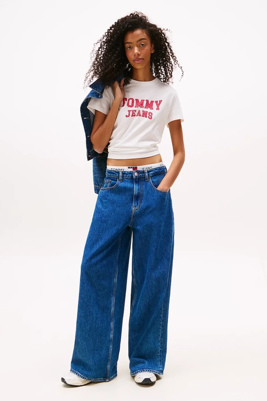 Tommy Hilfiger TJW Normal Kesim Kolej Stili Kadın Crop  DW0DW21966YBL