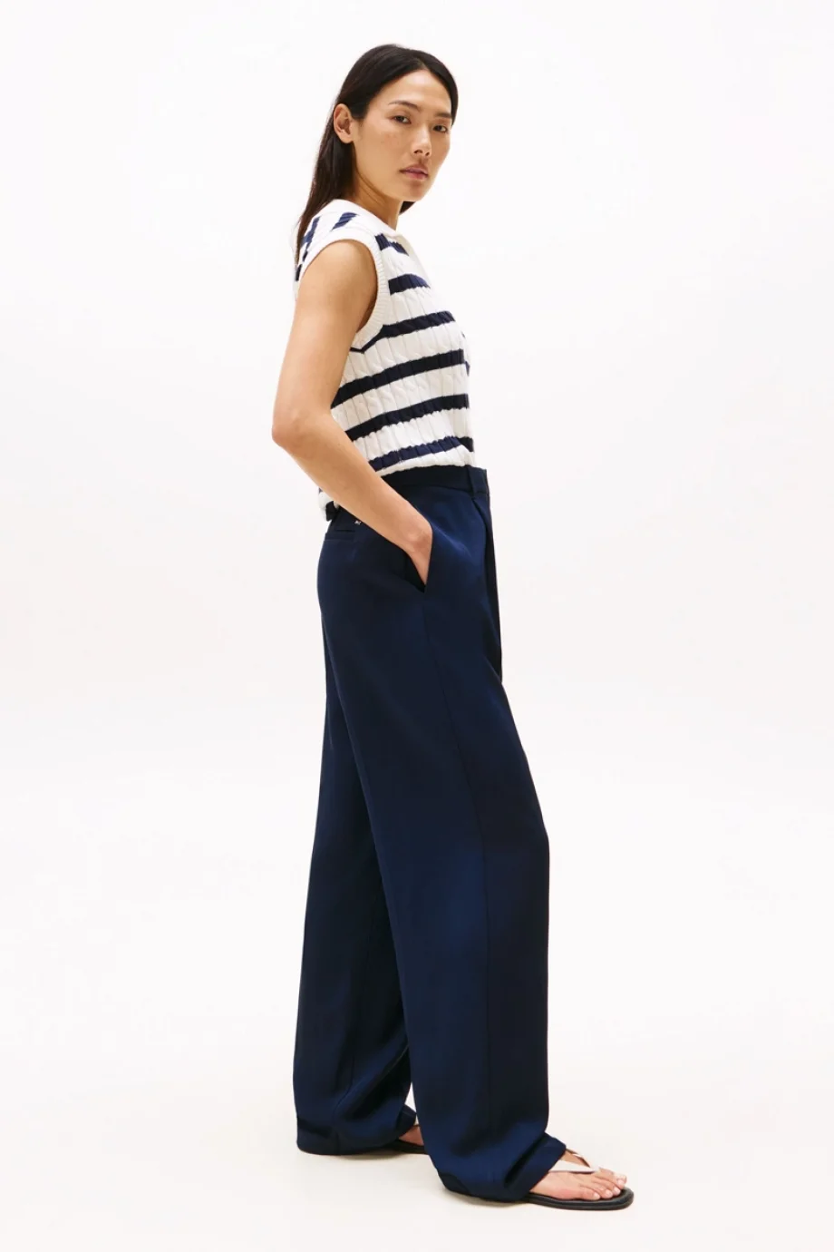 Tommy Hilfiger Viskon Twill Rahat Kesim Düz Paça Kadın Pantolon WW0WW46749C1G