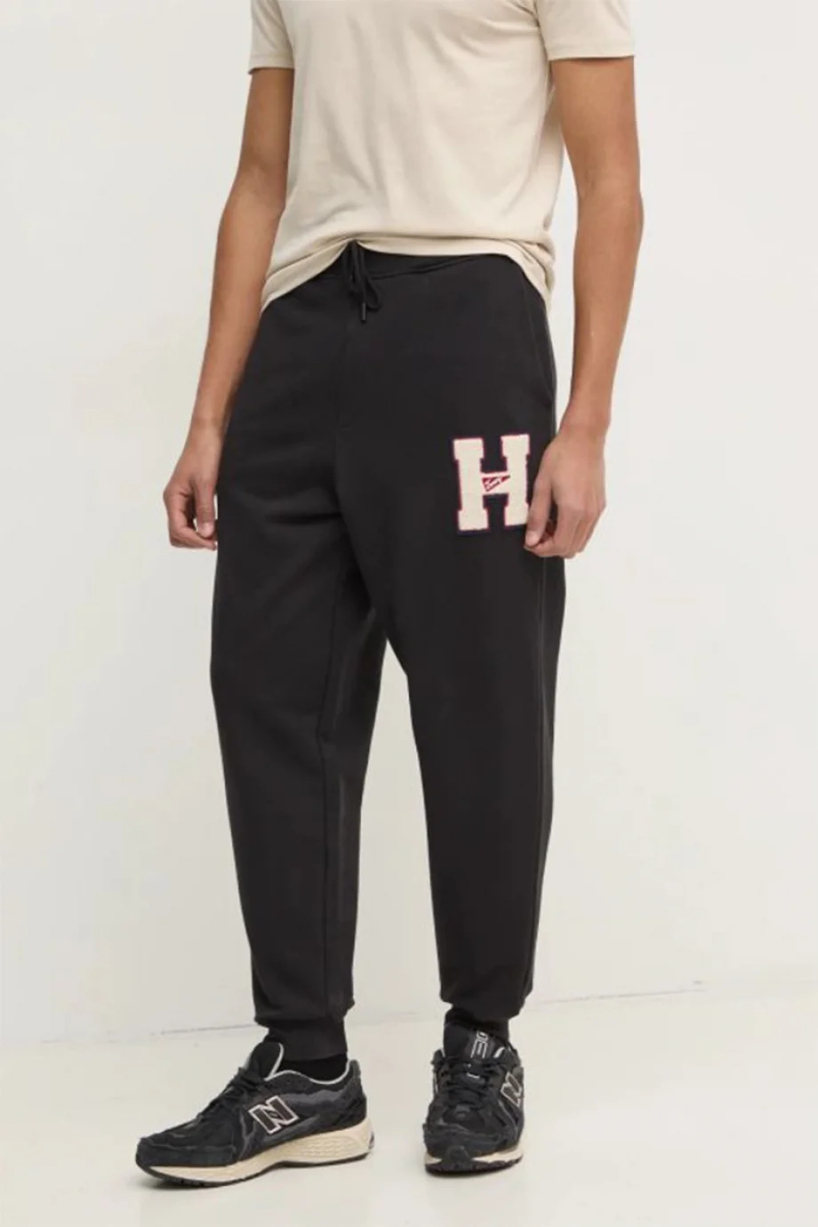 Tommy Hilfiger TJM TOWEL PATCH TERRY PANT Erkek siyah Eşofman Altı DM0DM21277BDS