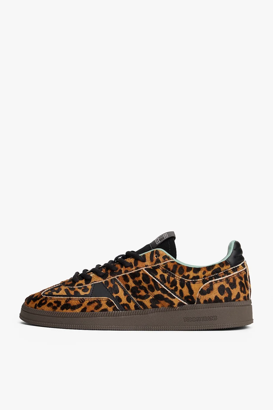 Tommy Hilfiger The Greenwich Edge Leopar Desenli Kadın Sneaker EN0EN029040K7
