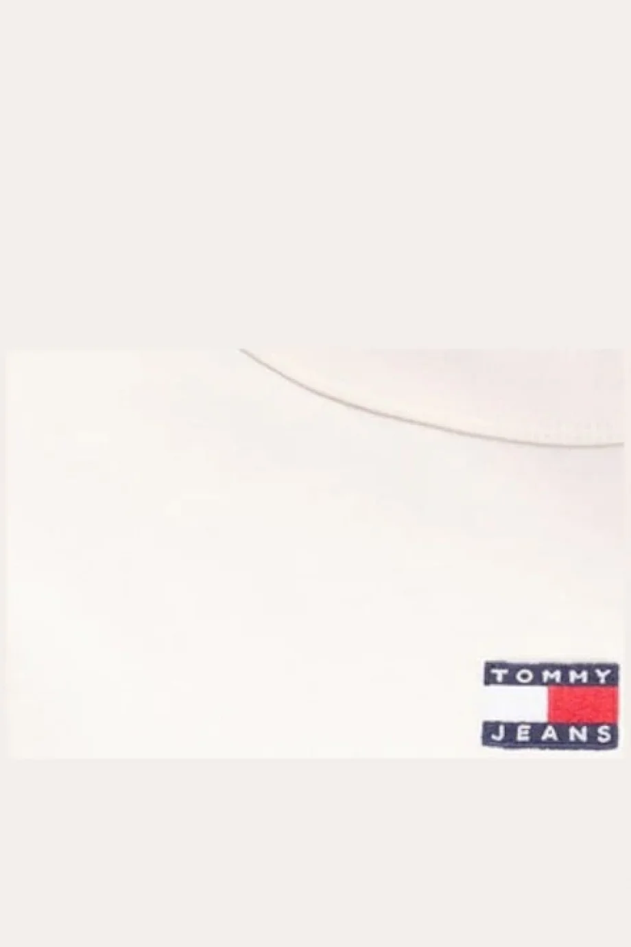 Tommy Hilfiger TJW Kutu Kesim Armalı Kadın T-shirt DW0DW22202YBH