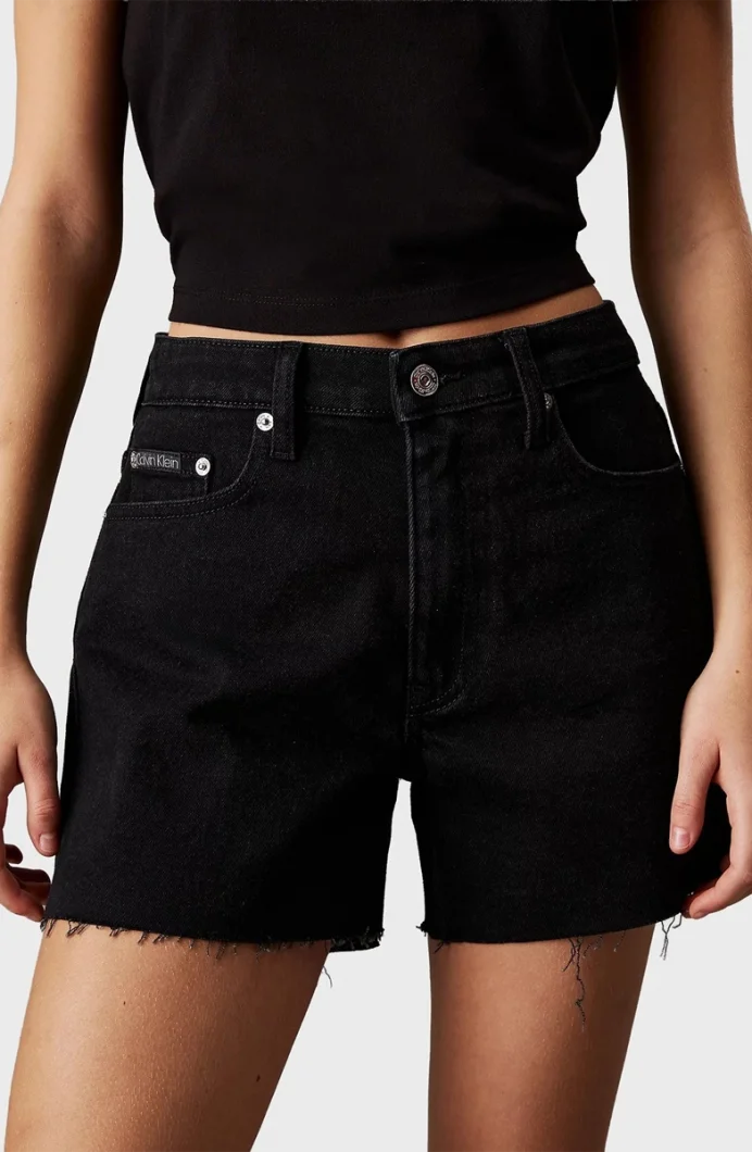 Calvin Klein MOM SHORT Kadın Şort J20J225154-1BY