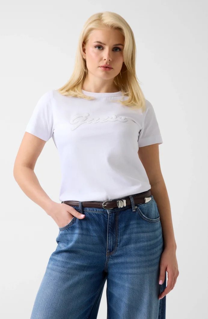 Guess Kısa Kollu Bisiklet Yaka 3D Guess Yazılı Kadın Beyaz T-shirt W6GI08K3023-G011