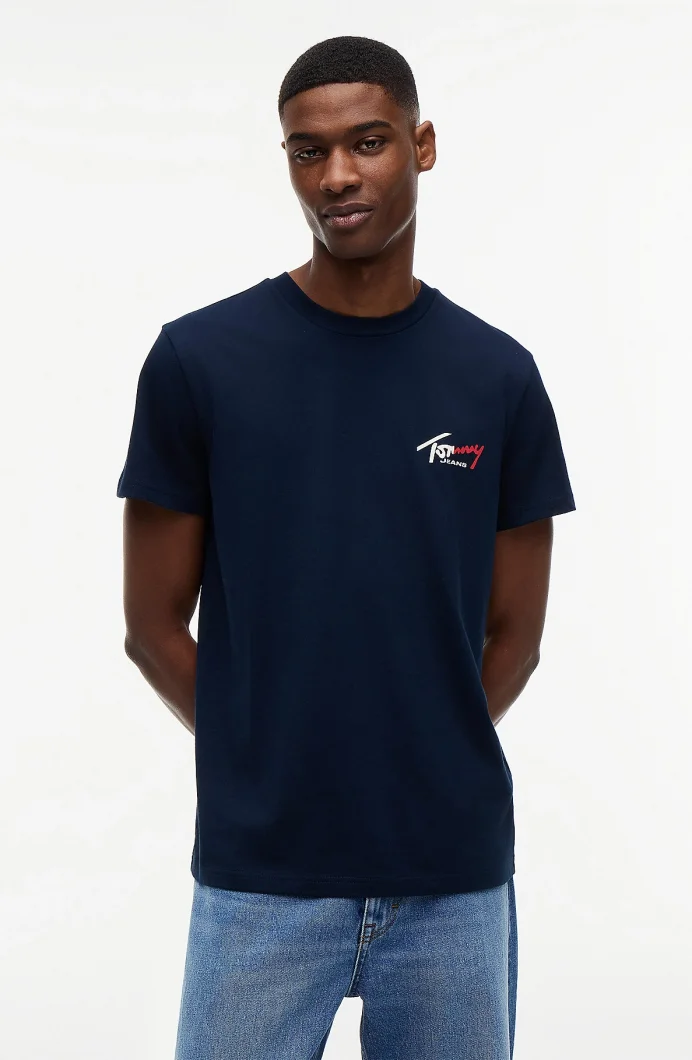 Tommy Hilfiger TJM Dar Kesim Göğüs İmzalı Kısa Kollu Erkek Mavi T-shirt DM0DM22538C1G
