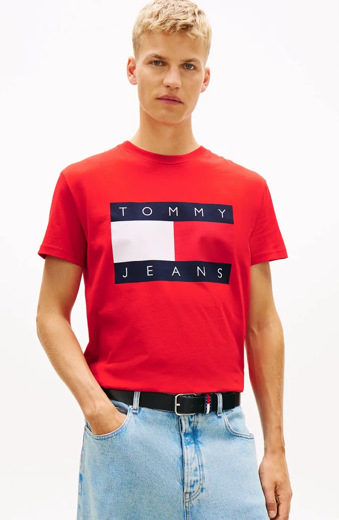 Tommy Hilfiger TJM Normal Kesim Büyük Bayraklı Kısa Kollu Erkek Kırmızı T-shirt DM0DM22645XL8