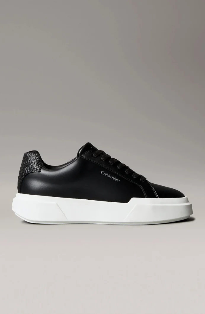 Calvin Klein Chunky Cups Bağcıklı Deri Tamamı Baskılı Kadın Siyah Sneaker YW0YW02036-BEH