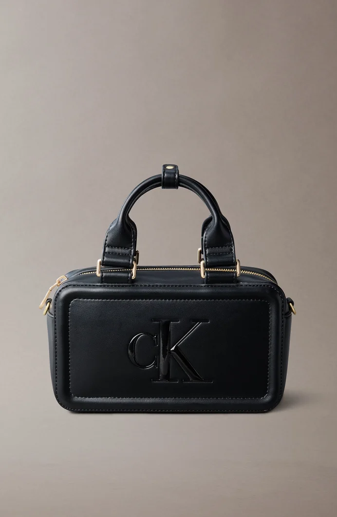 Calvin Klein Bold CK Bauletto Çapraz Askılı Kadın Siyah Çapraz Çanta LV04F3411G-UB1