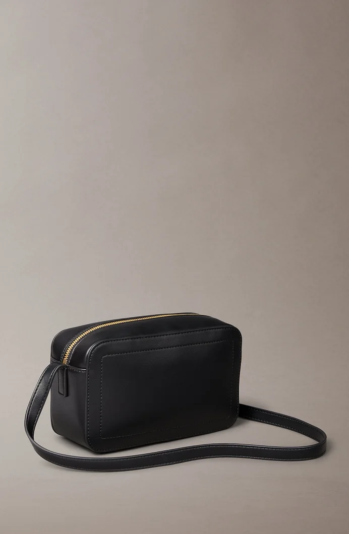 Calvin Klein Bold CK Kadın Camera Çanta LV04F3220G-UB1