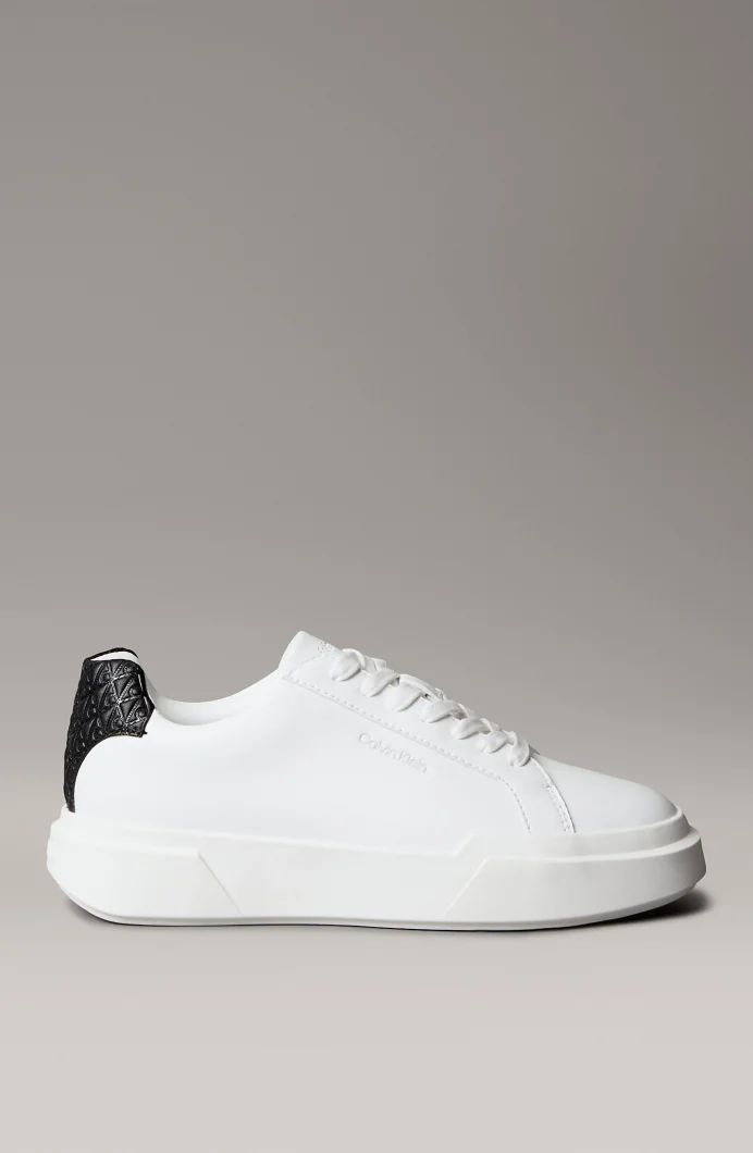 Calvin Klein Chunky Cups Bağcıklı Deri Tamamı Baskılı Kadın Beyaz Sneaker YW0YW02036-01W