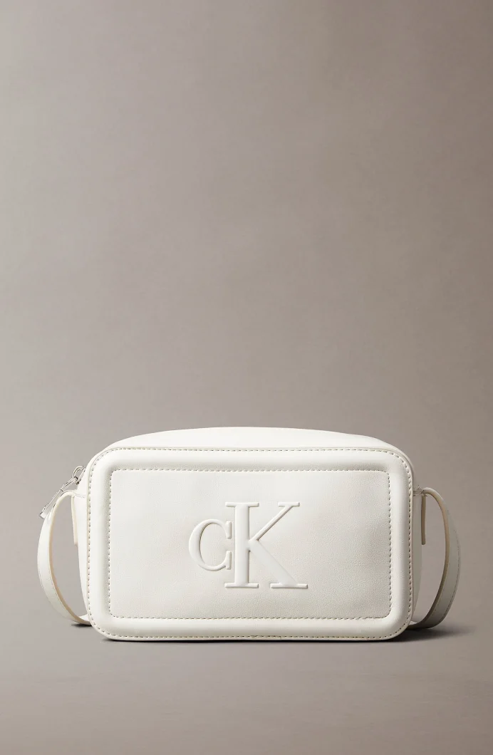 Calvin Klein Kadın Bold CK Logolu Beyaz  Kamera Çanta LV04F3220G-FUP
