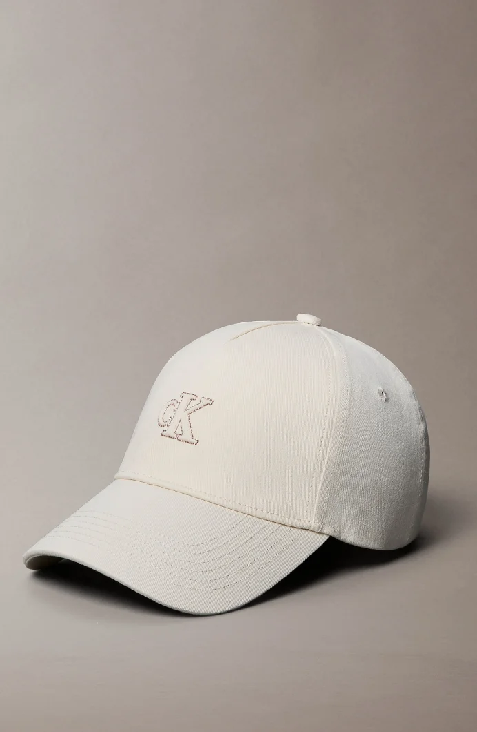 Calvin Klein Monogram Parlak Nakışlı Kadın Beyaz Şapka LV04F5044G-YBH