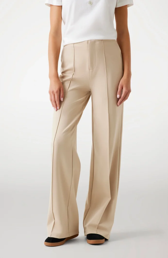 Guess Carla Kadın Kahverengi Aktif Flare Fit Eşofman Altı V5YB11KCX42-G1DR