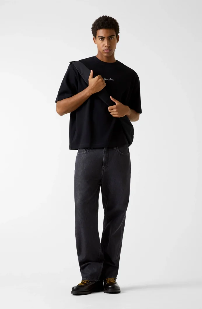 Guess GJ Kısa Kollu Kutulu Kesim Kısa Ottoman Erkek Siyah Top M6RP14KD461-JBLK