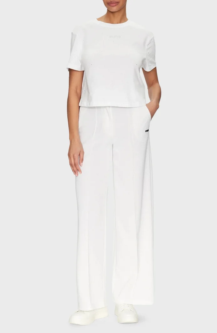 Guess Primula Kadın Beyaz Aktif Boxy Fit T-Shirt V5GI00I3Z14-G011