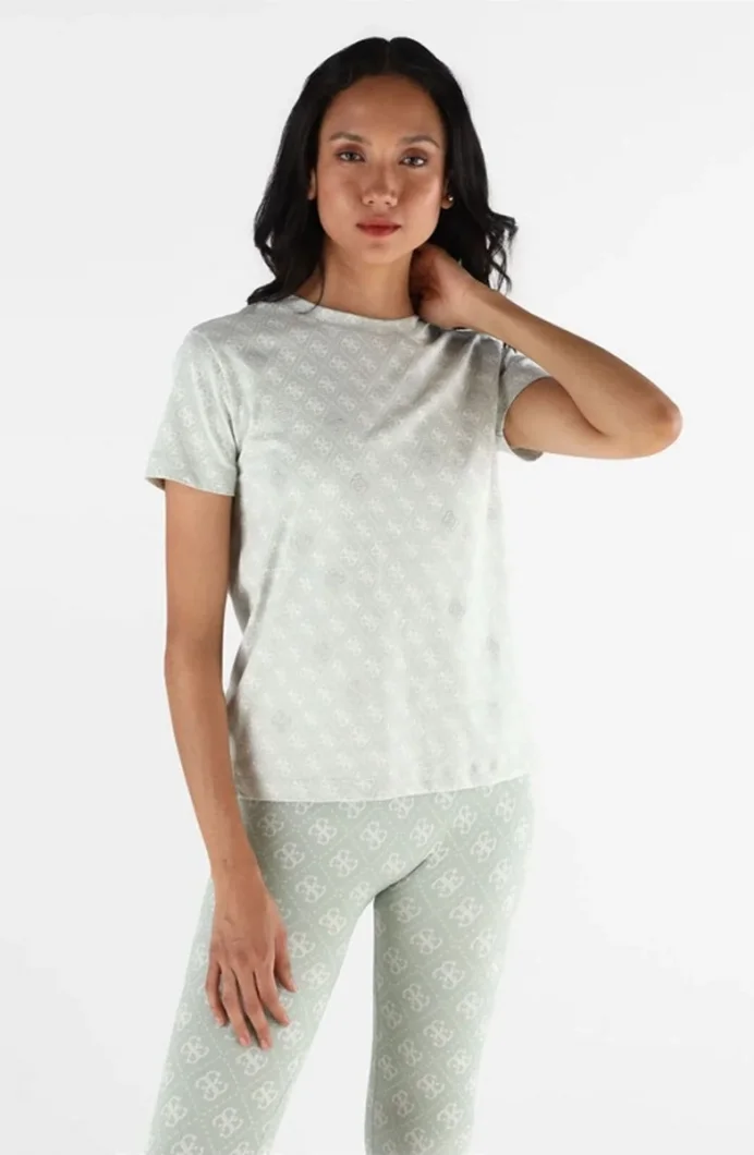 Guess Rhombus Kadın Çok Renkli Aktif Regular Fit T-Shirt V5BI14I3Z14-P8IR