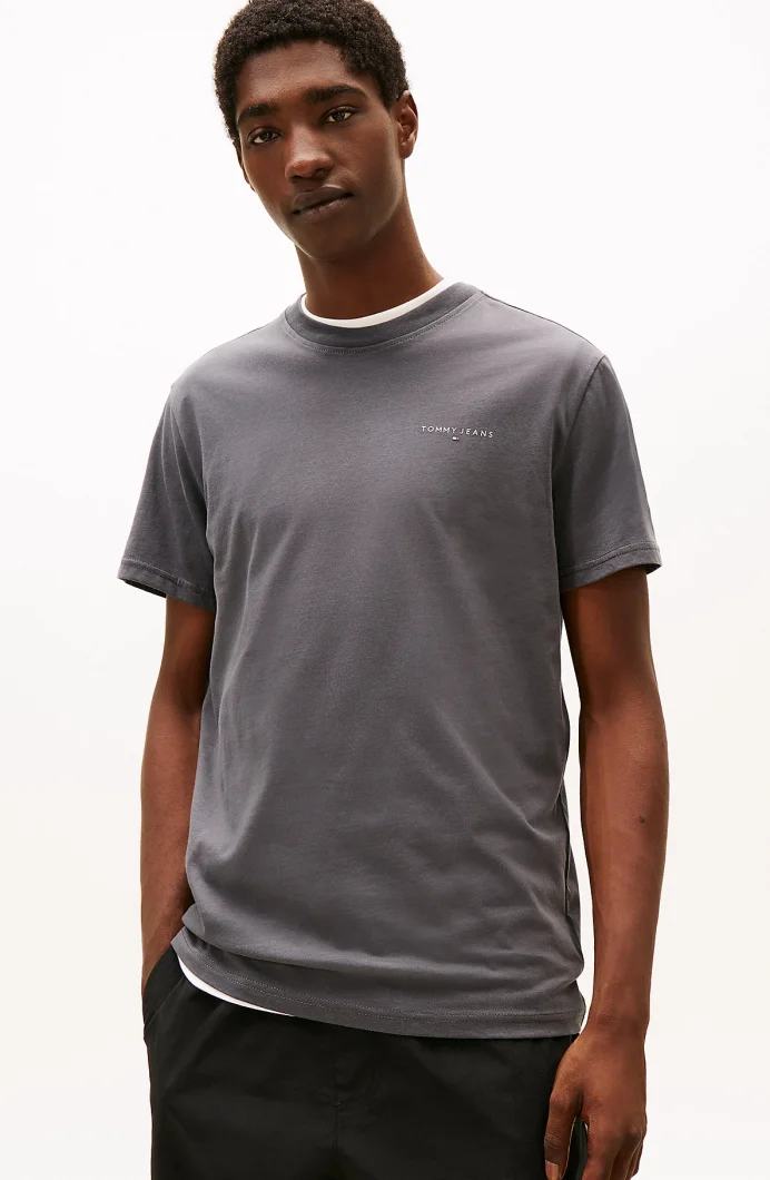 Tommy Hilfiger TJM Dar Kesim Göğüs Logolu Erkek Gri T-shirt DM0DM21780PT2