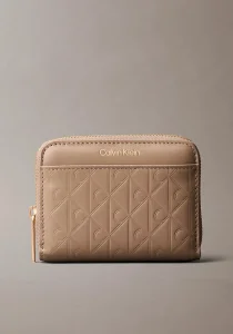 Calvin Klein Amblemli Tamamı Baskılı Kabartmalı Fermuarlı Kadın Kahverengi Cüzdan LV04F1081G-VFU