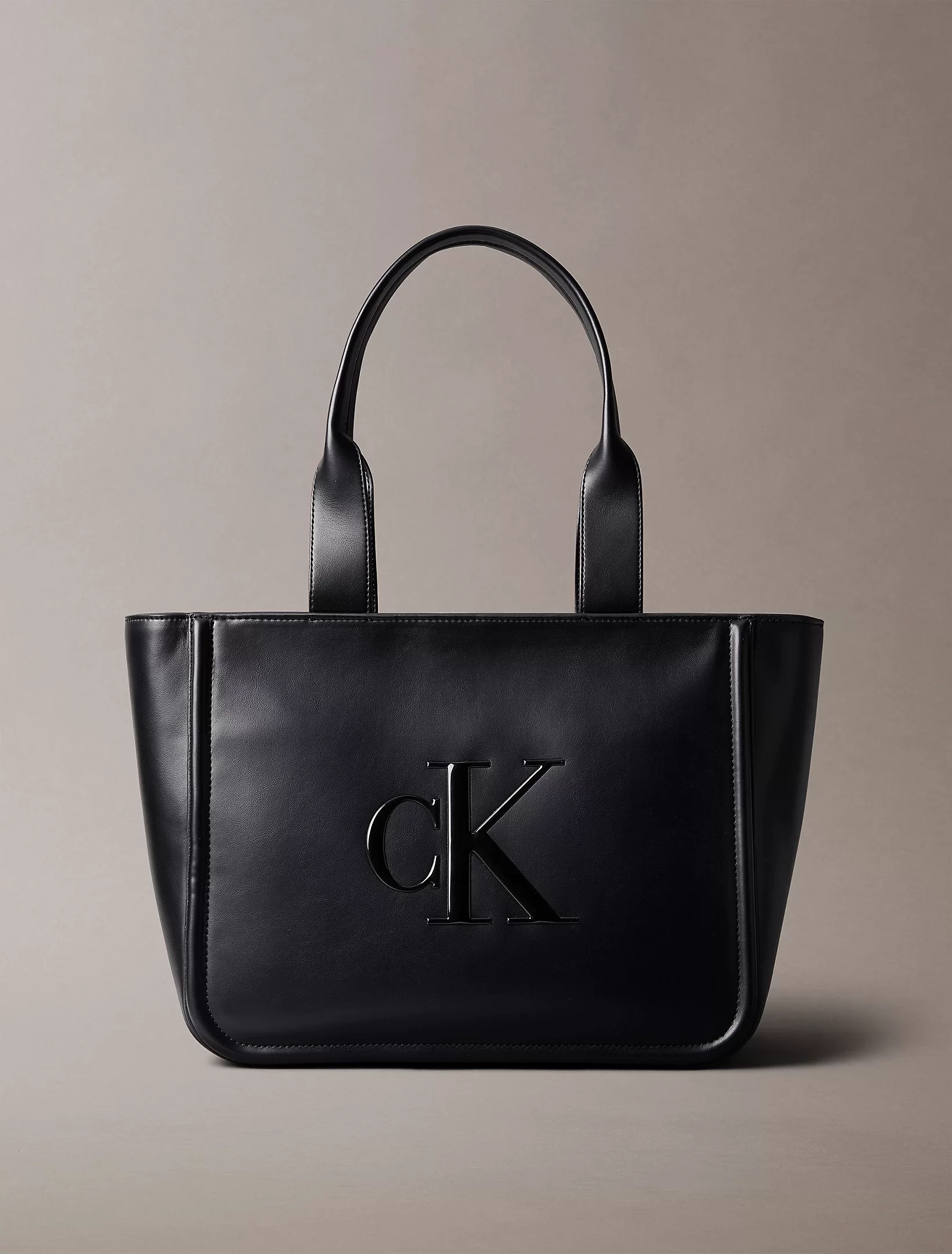 Calvin Klein Bold CK Orta Boy Tote Kadın Siyah Çanta LV04F3218G-UB1