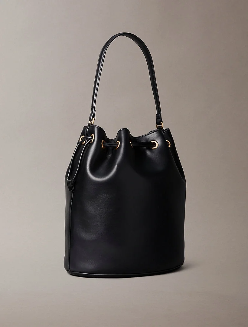 Calvin Klein Büyük CK Logolu Kova Kadın Siyah Çanta LV04F3232G-UB1
