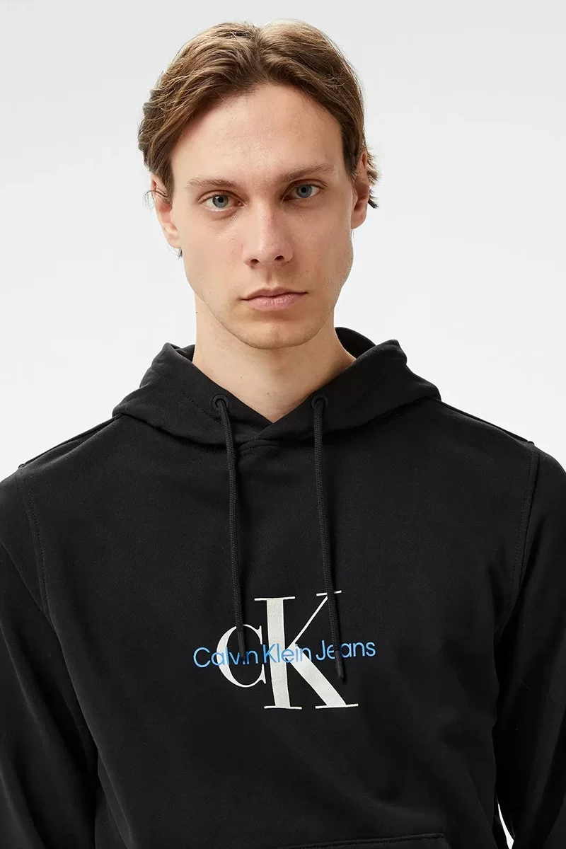 CK Jeans DISTRESSED MONOLOGO HOODIE Erkek SİYAH Sweatshirt J30J326875-BEH
