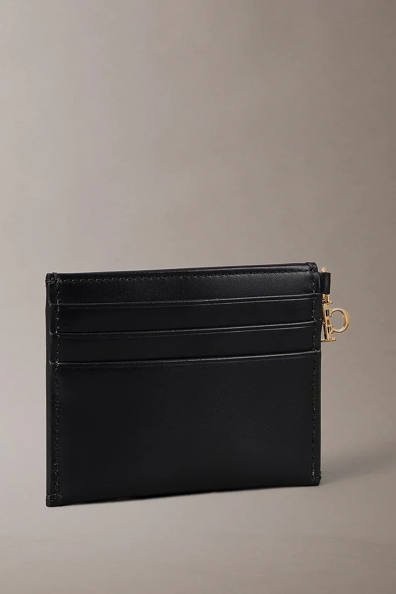 Calvin Klein Fermuarlı 6 Kart Gözlü Kadın  Siyah Kartlık LV04F1076G-UB1