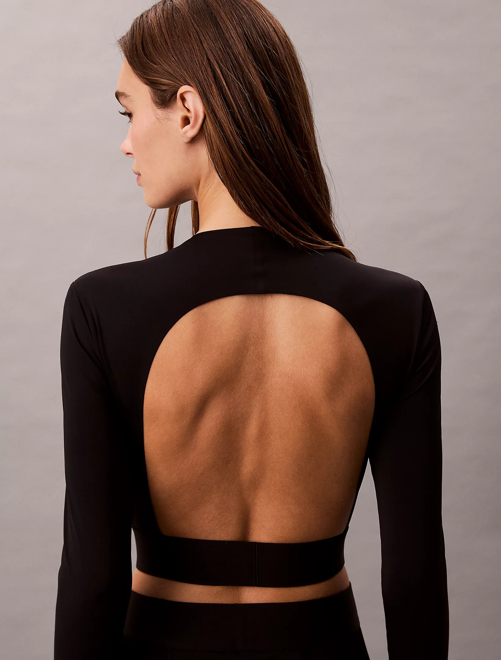 Calvin Klein Intense Power Yarım Balıkçı Yaka Uzun Kollu Kadın Siyah Gömlek LVGWF5K202-UB1