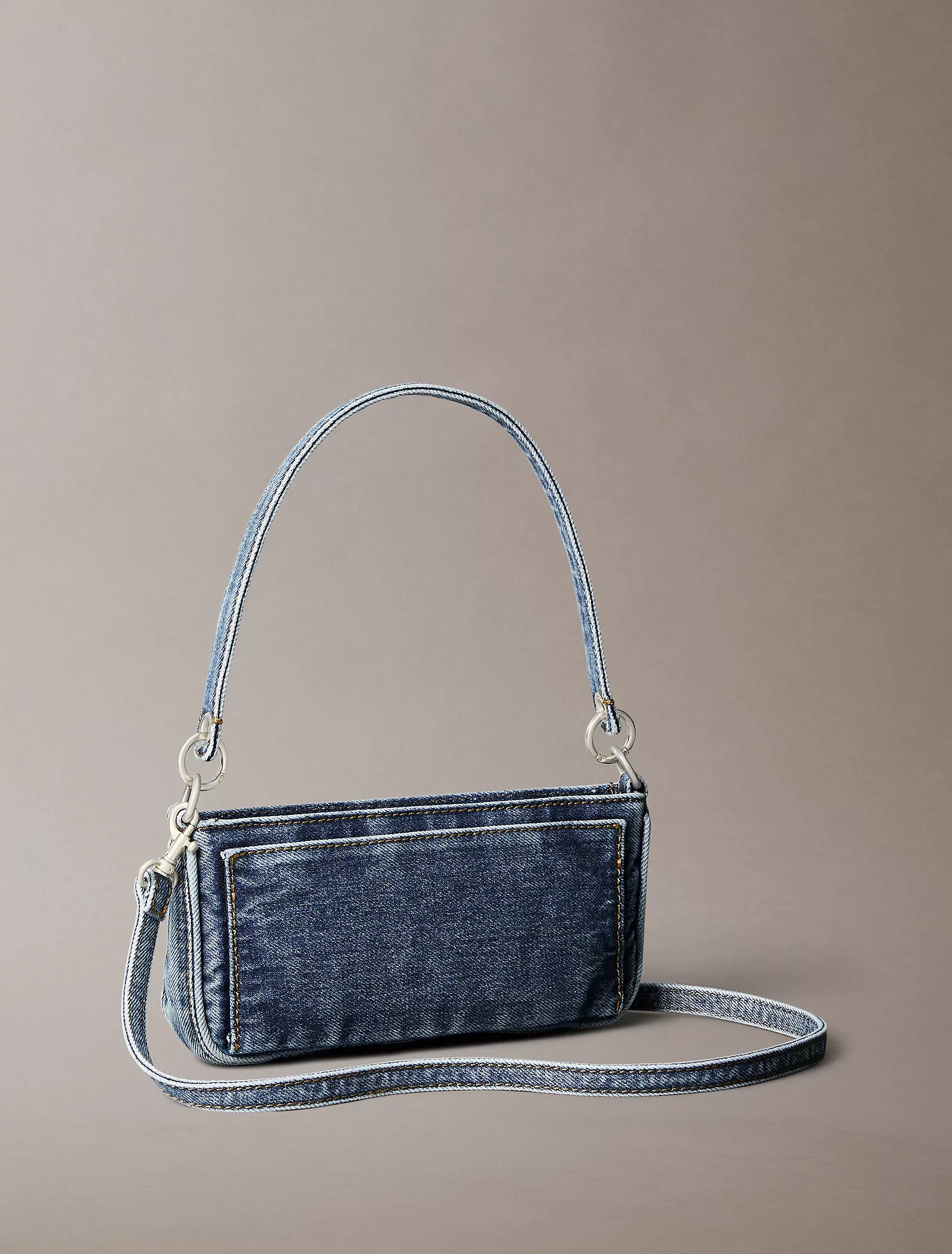 Calvin Klein Jeans DENIM SHOULDER POUCH W/STRAP Kadın Mavi Çanta LV04F3217G-VGO