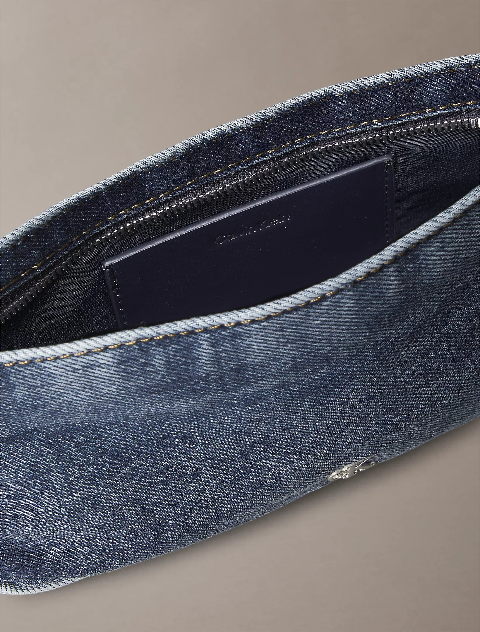 Calvin Klein Jeans DENIM SHOULDER POUCH W/STRAP Kadın Mavi Çanta LV04F3217G-VGO