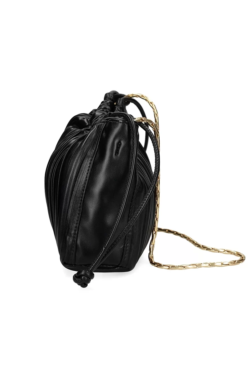 Calvin Klein Jeans Drawstring Plisse Kadın Siyah Omuz Çantası  LV04F3076G-UB1