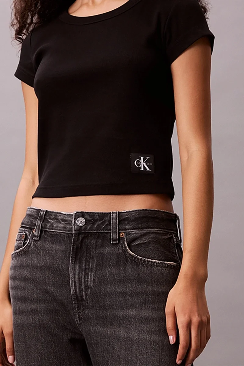 Calvin Klein Jeans Kadın Etiketli Fitilli Kısa Siyah T-shirt LV047C200G-UB1