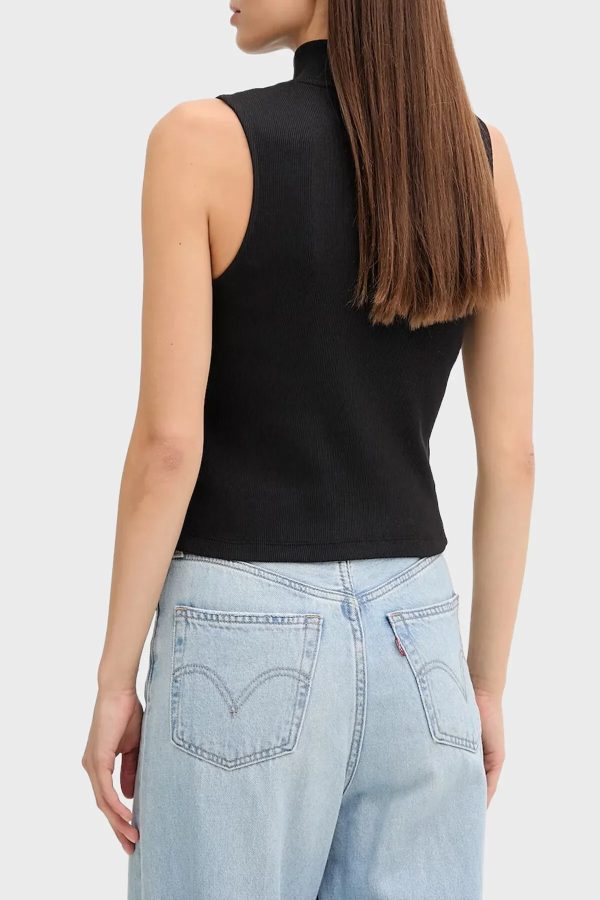 Calvin Klein Kadın Etiketli Kolsuz Yarım Fermuarlı Siyah Bluz LV047C909G-UB1