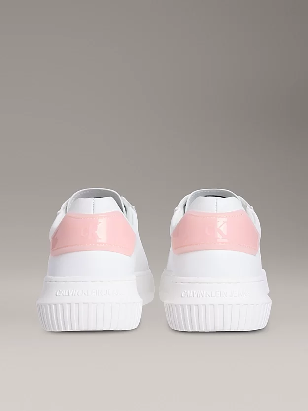 Calvin Klein Jeans Kadın Kalın Tabanlı Arma Detaylı Deri Beyaz Sneaker YW0YW01846-0LD