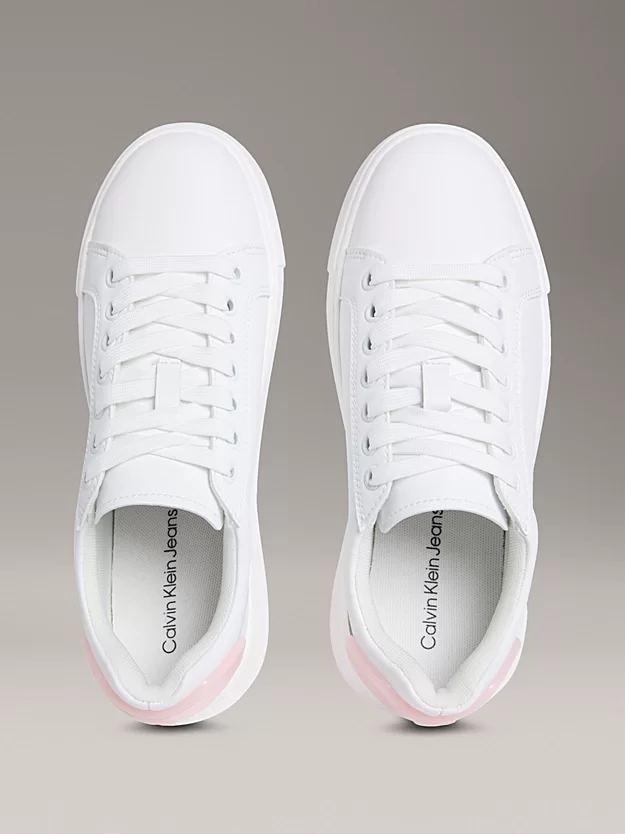 Calvin Klein Jeans Kadın Kalın Tabanlı Arma Detaylı Deri Beyaz Sneaker YW0YW01846-0LD