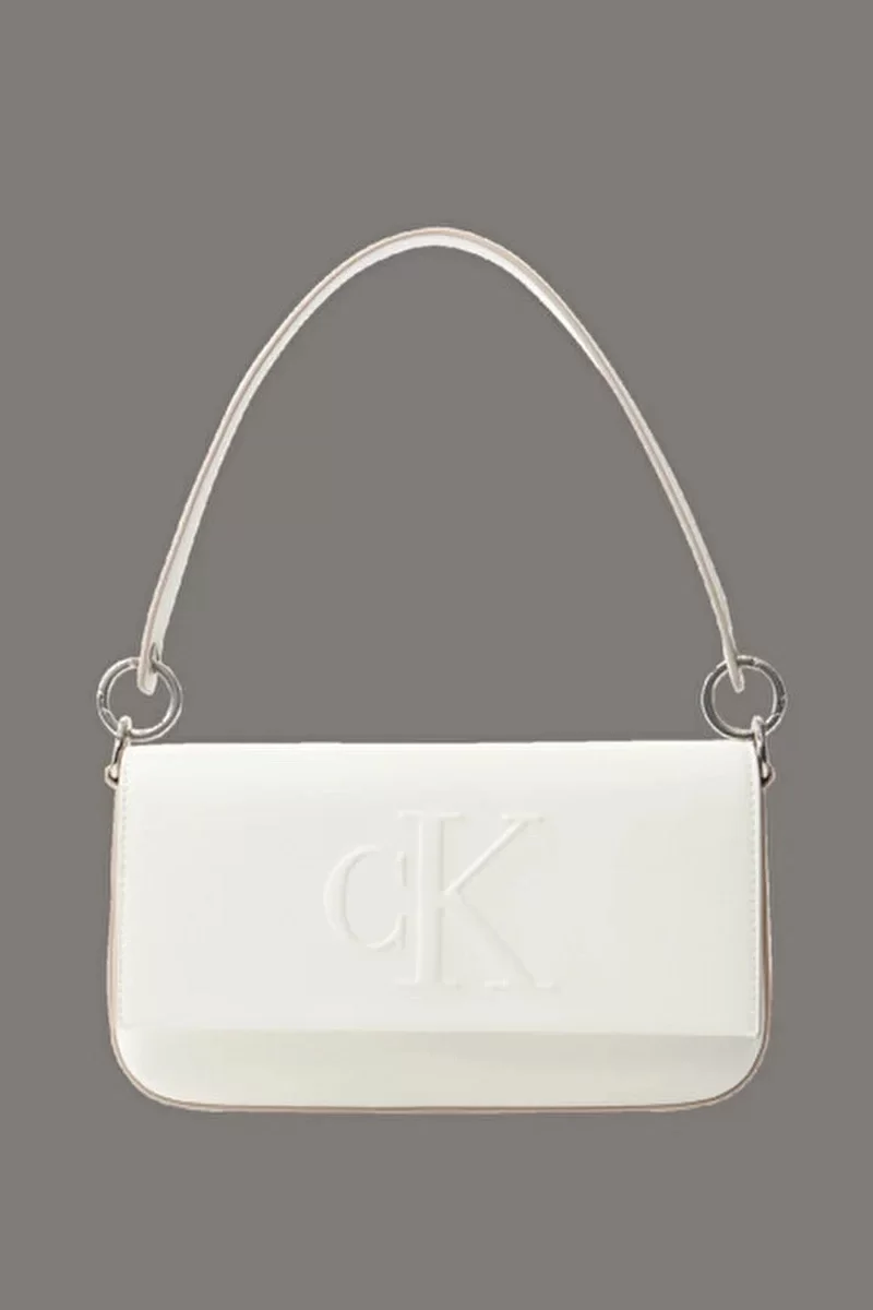 Calvin Klein Jeans SCULPTED FLAP SHOULDER POUCH25 Kadın Beyaz Omuz Çantası LV04K3148G-FUP