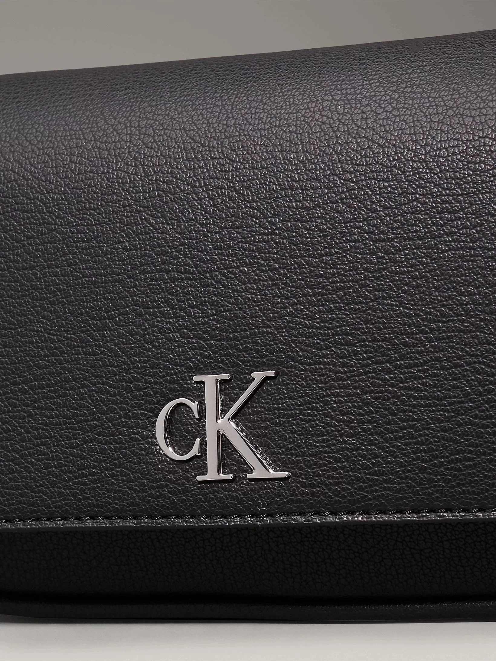 Calvin Klein MINIMAL MONOGRAM SHOULDER BAG20 Kadın  Çapraz Çanta LV04K3134G-UB1